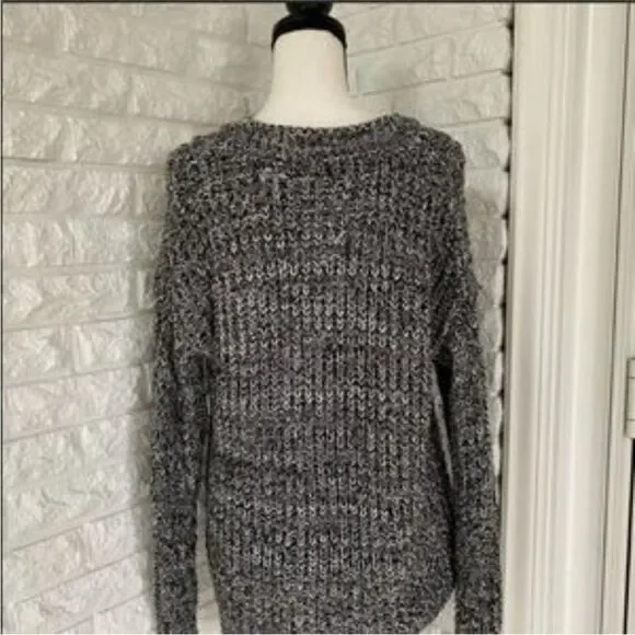 Cardigan  - Picture 3 of 4